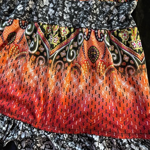 Early 2000s multi patterned cami - Picture 2 of 4